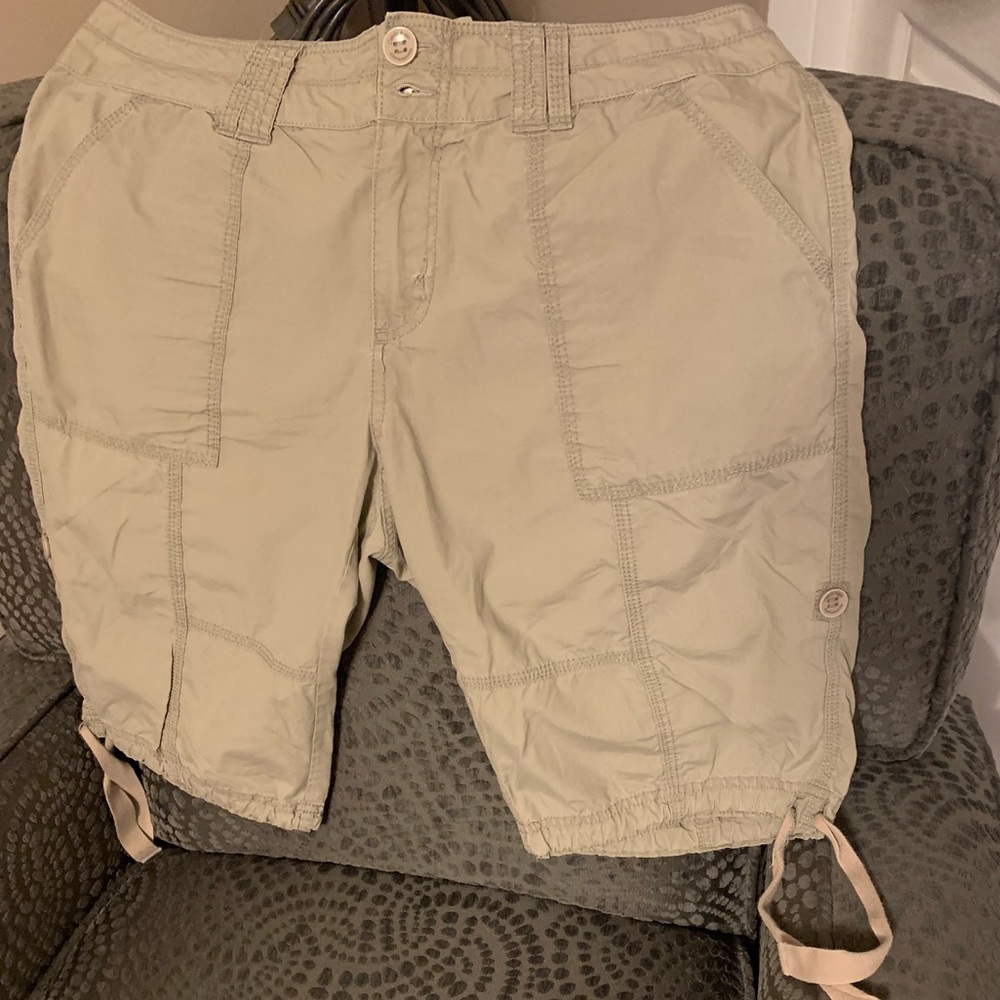 Calvin Klein Women’s Bermuda Shorts, Small, Good Condition